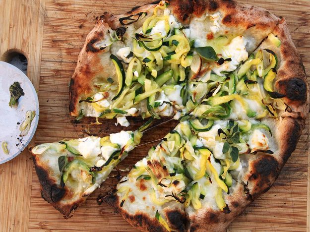 Picture of Pizza With Zucchini and Garlic 